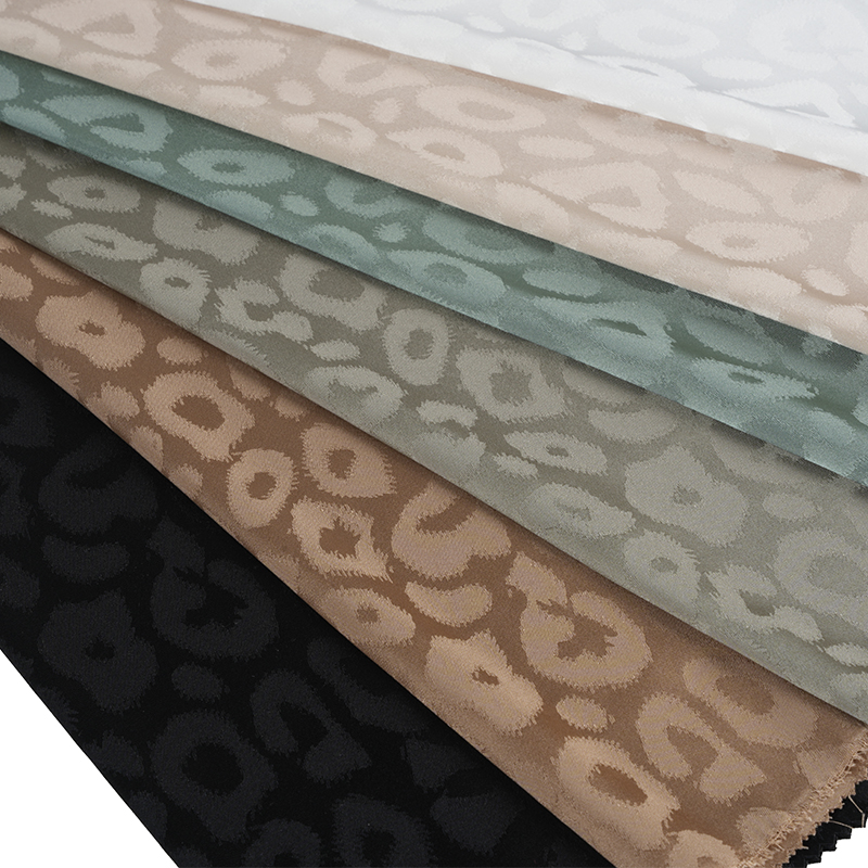 Jacquard de leopardo de satén elástico 50/75