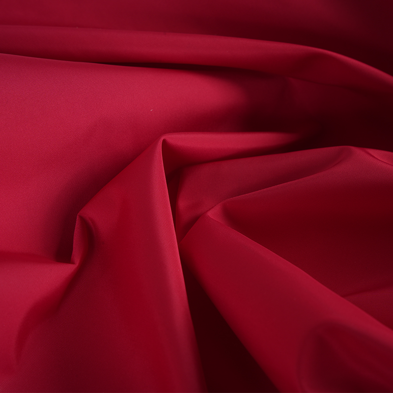 Memoria de imitación del llano completo de la torsión 75D FDY con la capa de la PU y la tela impermeabilizante