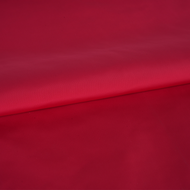 Memoria de imitación del llano completo de la torsión 75D FDY con la capa de la PU y la tela impermeabilizante