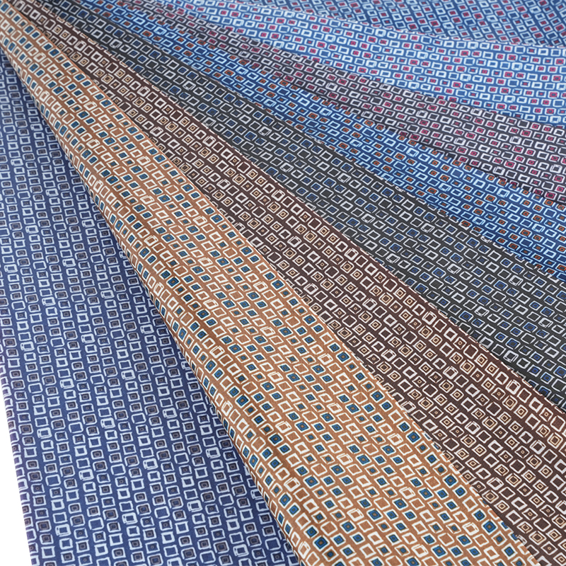 Tela de impresión cuadrada pequeña de tafetán de poliéster 190T