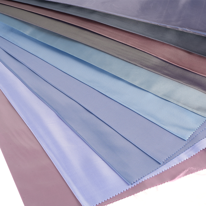 Tela de sarga media fotovoltaica